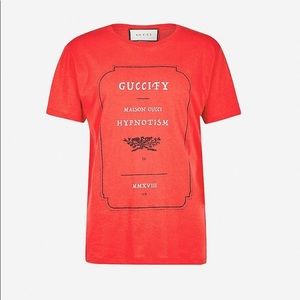 🔥 Gucci Women’s red Guccify T-Shirt EUC